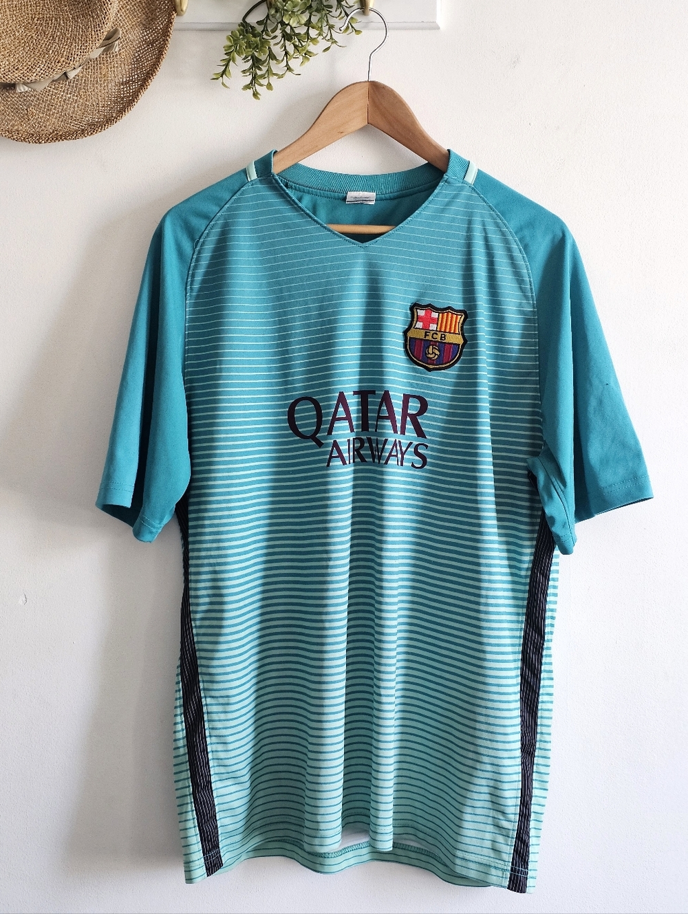FC Barcelona Cortes #24 Soccer Fan Jersey XL Teal Qatar Airways Futbol Shirt